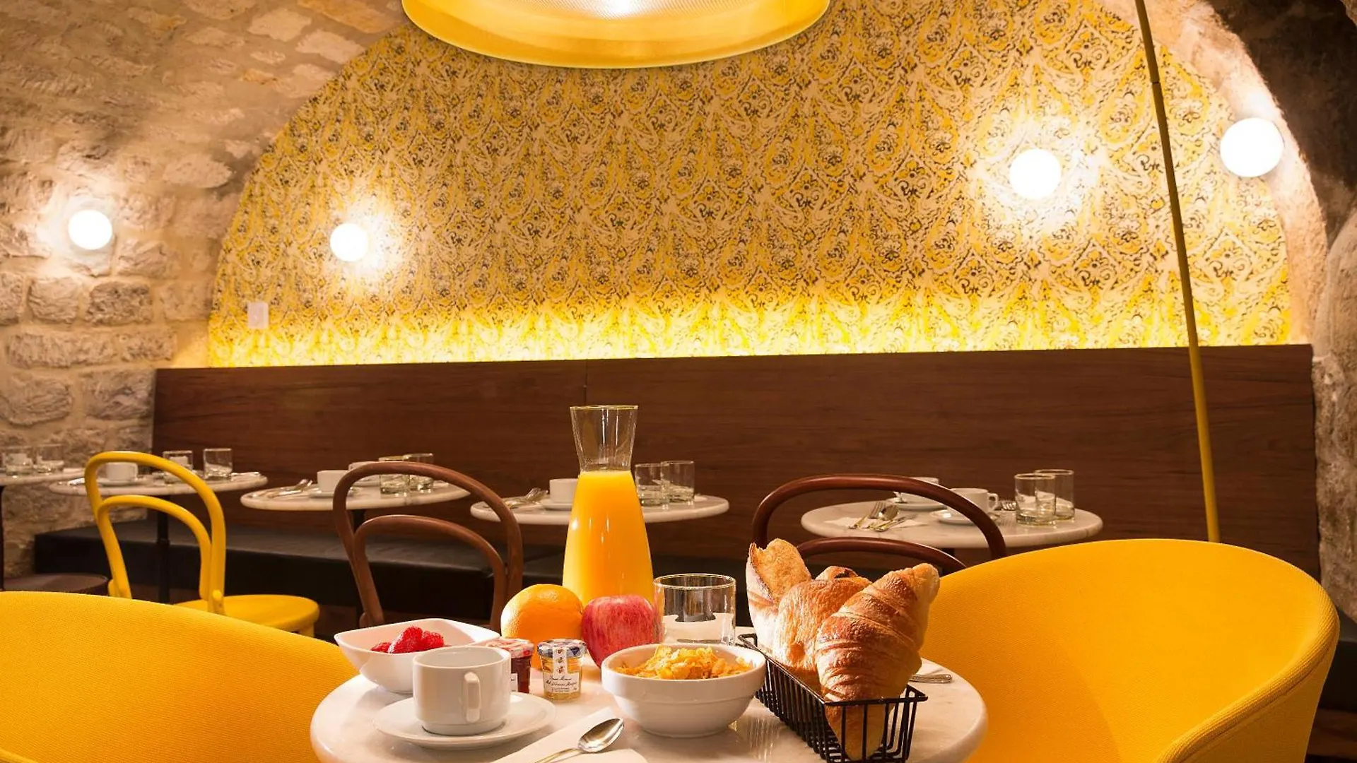 Hôtel Joséphine by Happyculture Parigi 4*,