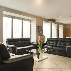 2* Отель Eiffel Xv
