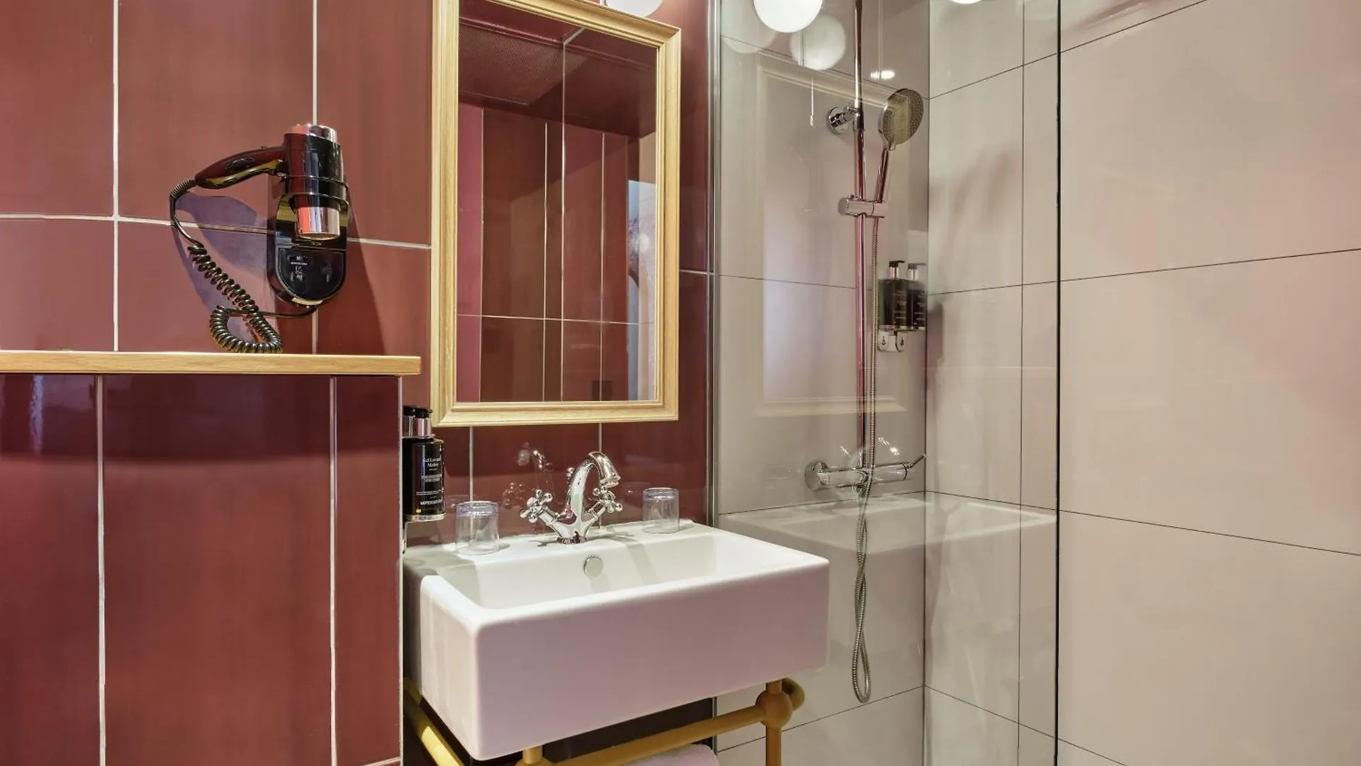 ****  Hotel Josephine By Happyculture Paříž Francie