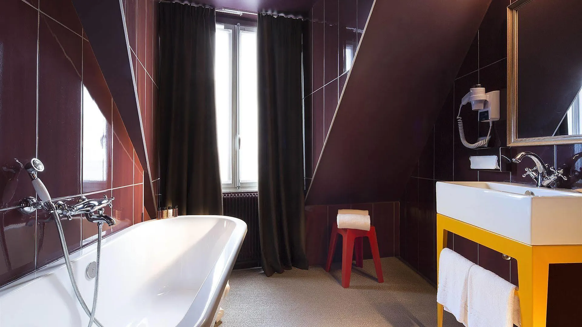 Hotel Josephine By Happyculture Paris 4*,  Frankrike